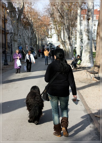 Névio in the city